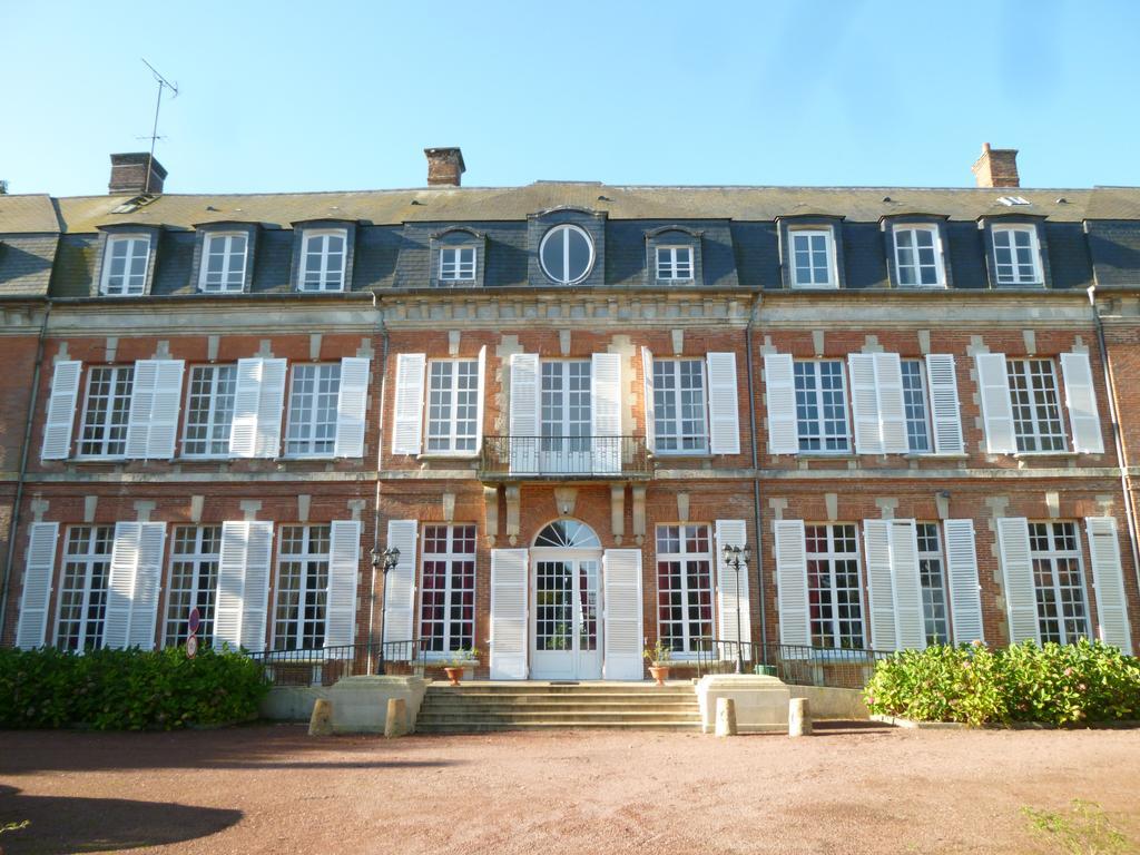 Chateau De La Houssoye